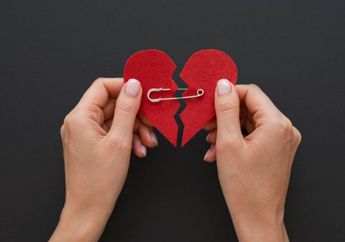 Reaksi Hadapi Cinta Bertepuk Sebelah Tangan Sesuai Karakter Zodiak (Part 2)