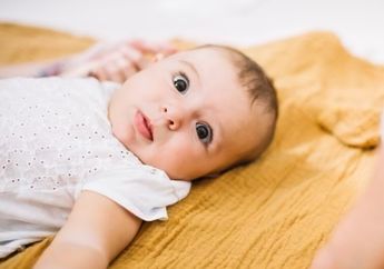 50 Ide Nama Bayi Perempuan 2 Kata Bermakna Cantik dan Lemah Lembut