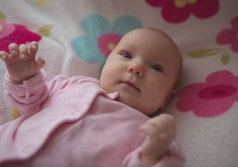 Ide Nama Bayi Perempuan Islami 2-3 Kata Modern Bermakna Cantik