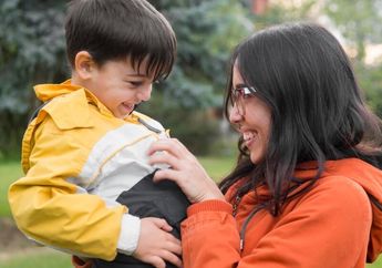 Moms Masih Melakukan? Ini Bahaya Sering Bercanda Ingin Meninggalkan Anak