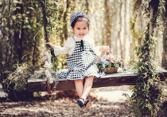 Rangkaian Nama Bayi Perempuan yang Punya Arti Teliti dan Cermat