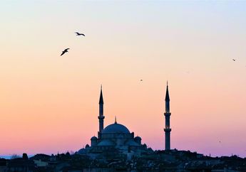 Ini Jadwal Imsak, Subuh, dan Magrib Kota Makassar pada 18 Maret 2025