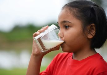 Tumbuh Sehat dan Cerdas, Anak Perlu Asupan Susu yang Tepat Sejak Dini