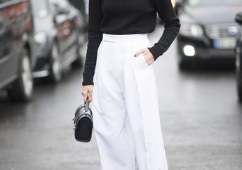 6 Inspirasi Padu Padan Turtleneck Hitam yang Bisa Kita Tiru Setiap Waktu!