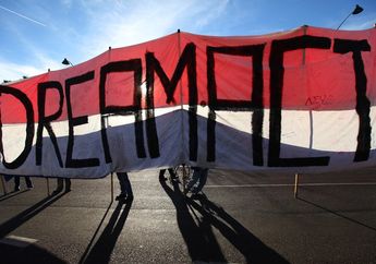 6 Aksi Damai/Demo di Dunia yang Digerakkan oleh Remaja dan Memberikan Perubahan Penting!