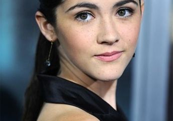 Isabelle Fuhrman: Kaget Dipeluk Will Smith