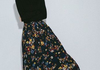 7 Mix and Match Turtleneck dan Rok yang Cocok Dipakai Saat Musim Hujan