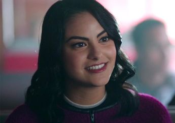 4 Cara Mudah Mendapatkan Alis Tebal Seperti Veronica Lodge di TV Series "Riverdale"