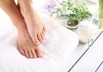 Ini Penyebab Bau Kaki dan Cara Mengatasinya. Wajib Tahu!