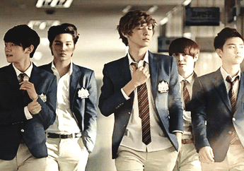 Foto Member EXO-K Sebelum dan Setelah Pakai Makeup (Bagian 1)