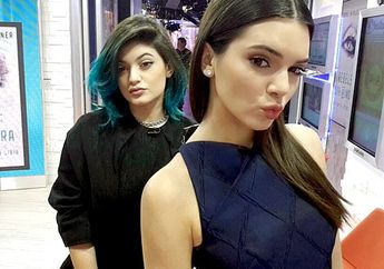 Gaya Fashion Kompak Bareng Kakak/Adik Ala Seleb