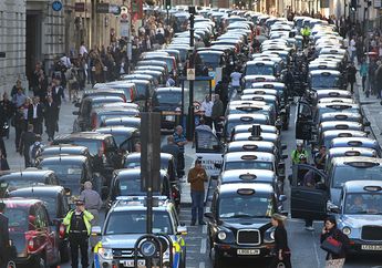 7 Foto Demontrasi Anti-Uber Di Seluruh Dunia