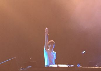 Aksi Seru Madeon di We The Fest 2015