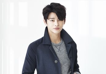 8 Seleb Korea Ini Memberikan Kado Spesial Untuk Orang Tua. Mengharukan Banget