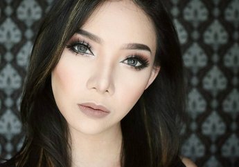Trend Lipstick yang Bakal Hits di Tahun 2017 Menurut Selebgram Star Irawan. Wajib Tahu!