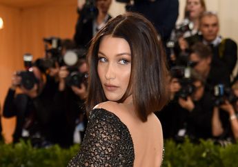 Tiru 3 Makeup Look Bella Hadid Ini dengan Produk Lokal di Bawah 100 Ribu!