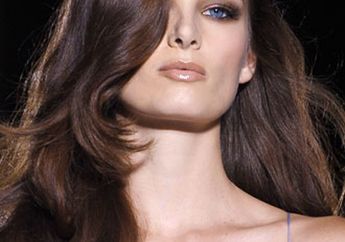 4 Trik Bikin Rambut Tipis Jadi Bervolume Tanpa Pakai Hair Dryer!
