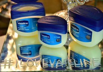 Legenda yang Akhirnya Datang! Vaseline Repairing Jelly Kini Hadir di Indonesia