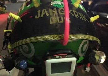 7 Foto Helm Driver Ojek Online yang Kocak dan Bikin Ngakak