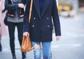 Contek 7 Mix and Match Jeans Buat ke Kampus ala Mina 'TWICE'