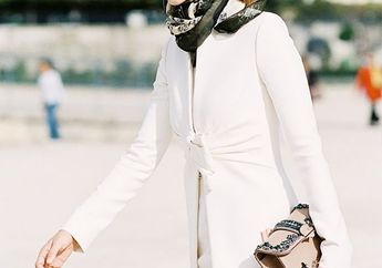 10 Cara Memakai Scarf Supaya Terlihat Manis dan Stylish