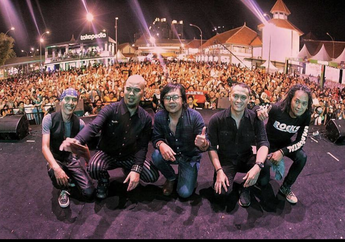 Kembali ke Masa Lalu, Intip 7 Keseruan The 90’s Festival. Seru-Seruan Nyanyiin Lagu Lama
