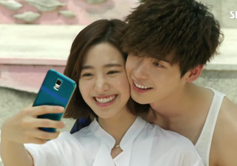 Buat yang Suka Selfie, 6 Aplikasi Ini Wajib Ada di Smartphone Kita!