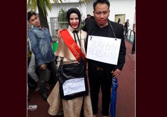 Demi Cintanya pada Angel Lelga, Vicky Prasetyo Rela Terjun ke Laut dari Helikopter