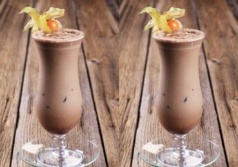 Tak Hanya Tingkatkan Mood, Smoothies Almond Cokelat Pisang Ini Juga Bisa Bantu Jaga Berat Badanmu