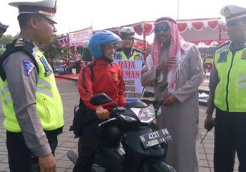 Tanpa Protokoler yang Berlebihan, 'Raja Salman' Ada Di Demak