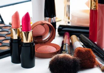 Punya Produk MakeUp yang Kadaluarsa? Jangan Dibuang! Ikuti Tips Untuk Mengubahnya Menjadi Fungsi Berguna Lainnya