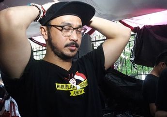Ketahuan Diam-Diam Bagikan Sembako, Giring Punya Alasan Kenapa Dia Nggak Mau Bilang-Bilang?
