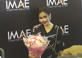Terseret Kasus First Travel, Syahrini Tak Takut Jadi Tersangka