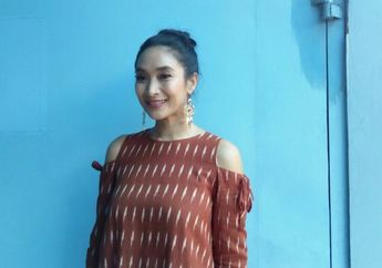 Pilih Menetap di Bali, Happy Salma Selalu Rajin ke Pantai