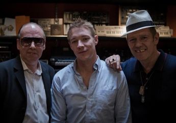 Frank Ocean, Diplo, dan The Clash Garap Lagu Bareng