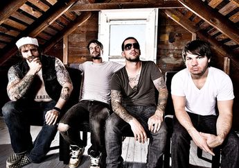 Gara-gara Tembakan Senjata Api, Konser Every Time I Die Dihentikan