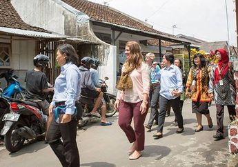 Istri Bill Gates Datang Jauh-jauh ke Yogya ‘Hanya’ untuk Nyari Nyamuk
