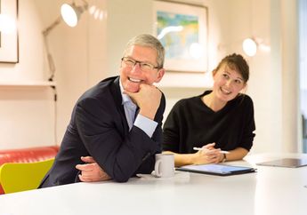 Kata Tim Cook Soal Aksesoris Apple Pencil Ketimbang Stylus Biasa