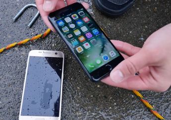 (Video) iPhone 7 Menang Lawan Samsung Galaxy S7 dalam Uji Tahan Air 10 Meter