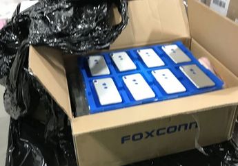 (Foto) Bocoran Bodi Belakang iPhone 8 dengan Sensor Touch ID di Pabrik Foxconn