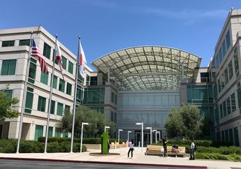Mantan Petinggi Tesla Kembali Bekerja di Apple untuk ‘Project Titan’