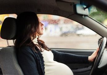 Perlengkapan Wajib Ibu Hamil di Dalam Mobil