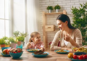 Anak Susah Makan? Lakukan 5 Cara Ini Deh, Nomor 4 Paling Mudah