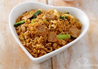 Bikin Variasi Menu untuk Santapan Bersama Keluarga, Coba Nasi Goreng Rendang yang Lezat Ini!
