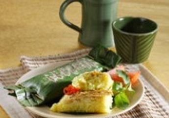 NASI BAKAR KUNING SERUNDENG AYAM
