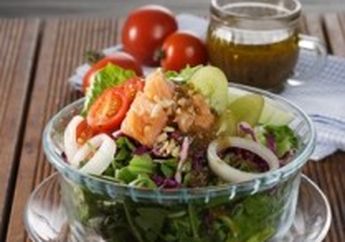 SMOKED SALMON SALAD