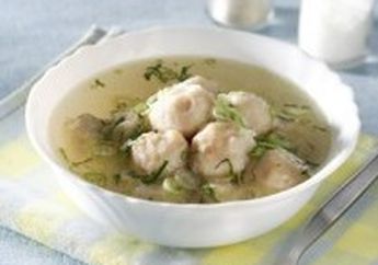 BAKSO AYAM KUAH EBI