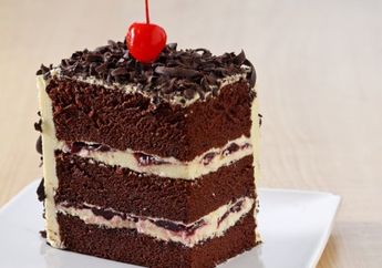 CHEESE BLACK FOREST COTTON CAKE