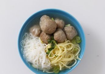 Ikuti Resep Bakso Sapi Kuah ala Penjaja Gerobak Ini di Dapur Anda, Dijamin Mantap!