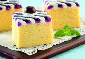 Kudapan Sore Nikmat, Cake Lapis Keju Blueberry